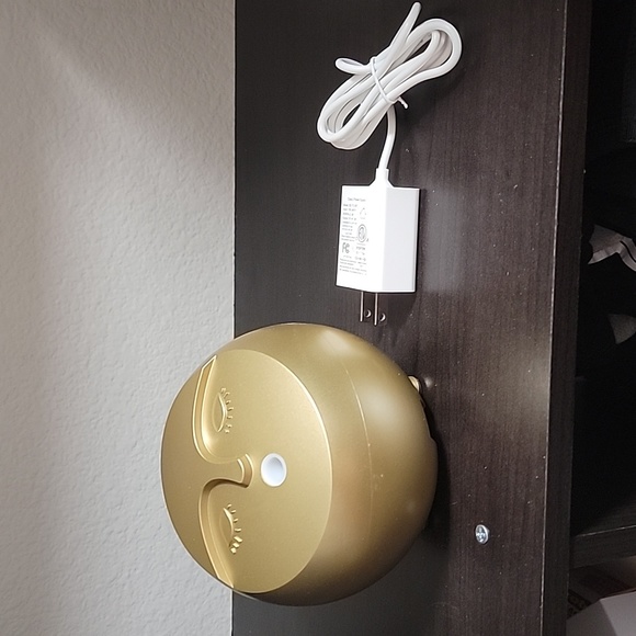 Oil Diffuser - Picture 3 of 4